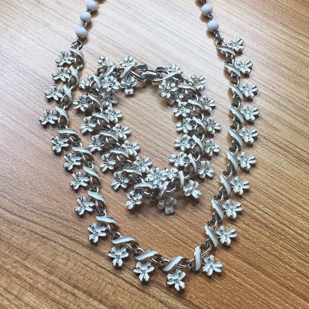 Vintage bracelet and necklace set